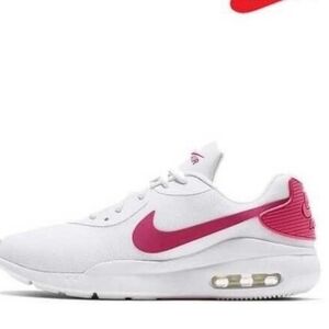 Nike Air Max Oketo